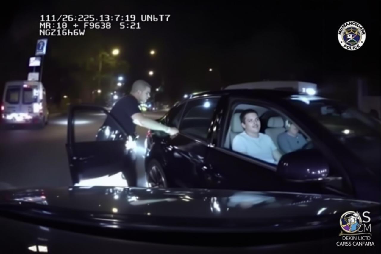 52吃瓜秧反转：某男星被指酒驾实为代驾开车，交警记录仪澄清